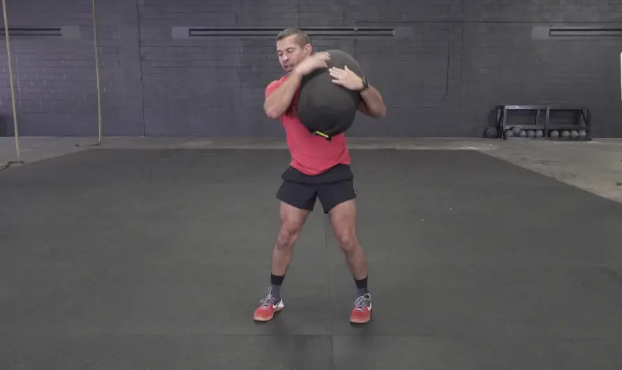 L’exercice de CrossFit « Sandbag Clean » : Un Guide Complet