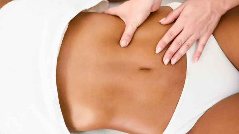 Dans quels cas la lipoaspiration du ventre est-elle recommandée ?