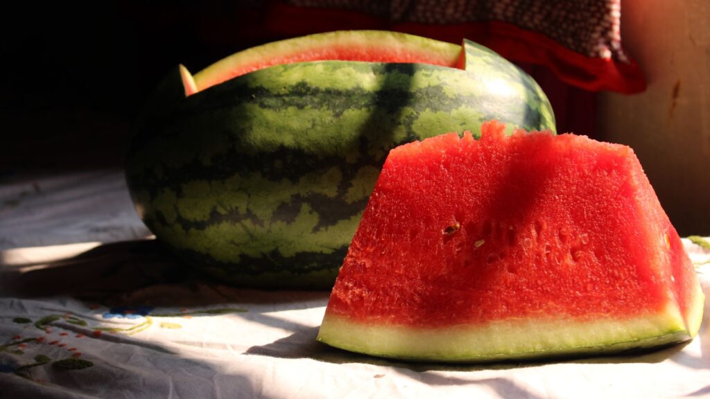 Les kilocalories de la pastèque : impact nutritionnel
