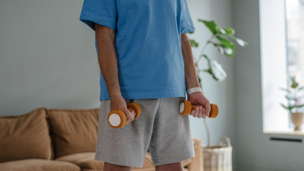 Réussir son programme de musculation pour débutant à la maison